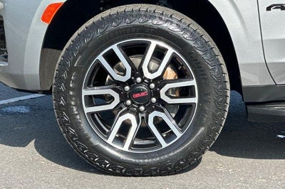 2024 GMC Yukon XL AT4