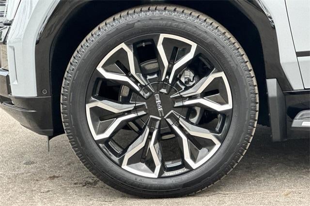 2025 GMC Sierra EV Max Range Denali