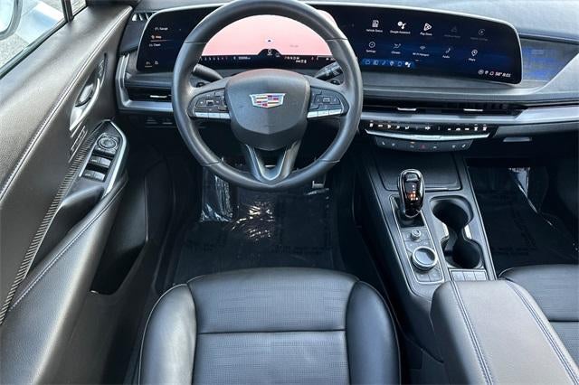 2024 Cadillac XT4 Sport