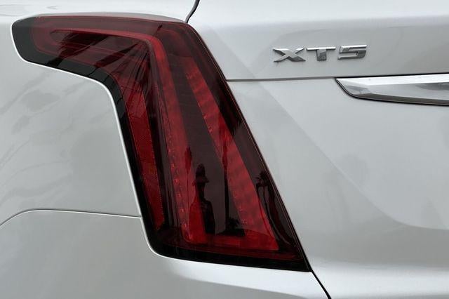 2023 Cadillac XT5 Luxury