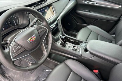 2025 Cadillac XT5 Luxury