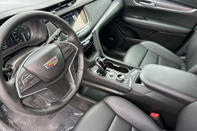 2025 Cadillac XT5 Luxury