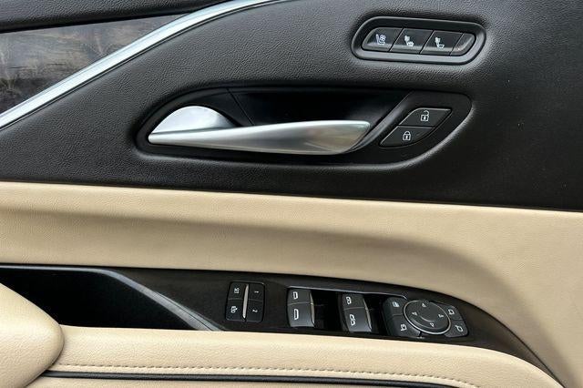 2022 Cadillac Escalade ESV Premium Luxury