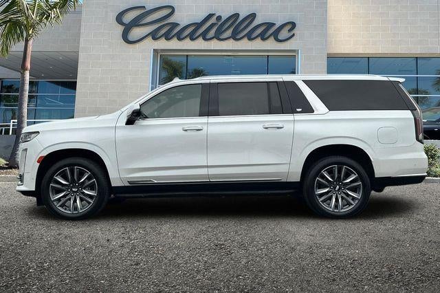 2022 Cadillac Escalade ESV Premium Luxury