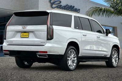 2023 Cadillac Escalade ESV Premium Luxury