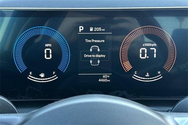 2026 Hyundai Santa Cruz SE