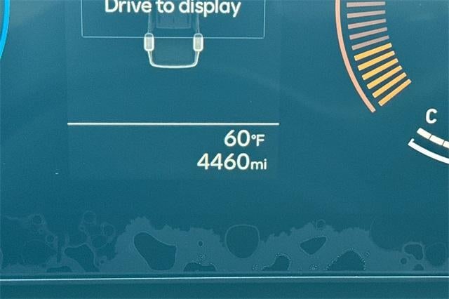 2026 Hyundai Santa Cruz SE