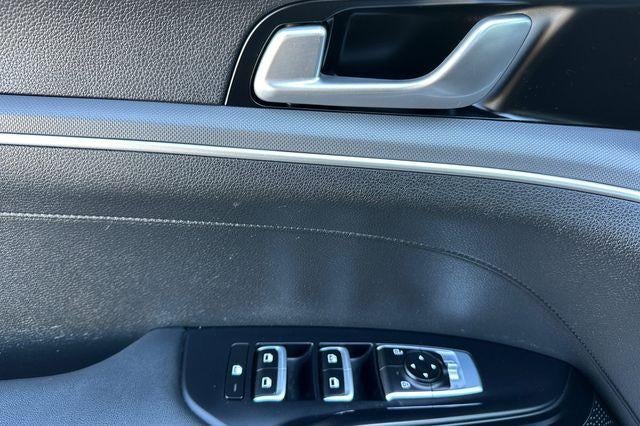 2022 Kia K5 LX