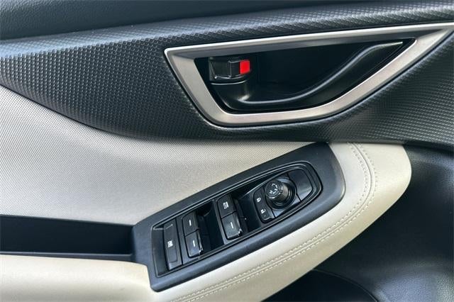 2023 Subaru Forester Base