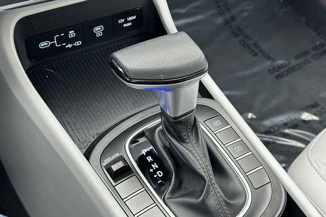 2024 Hyundai Kona SE
