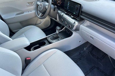 2026 Hyundai Kona SE