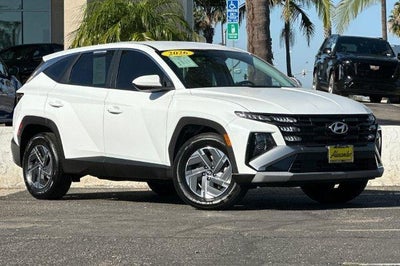 2026 Hyundai Tucson Hybrid Blue SE
