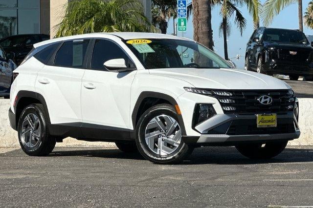 2026 Hyundai Tucson Hybrid Blue SE
