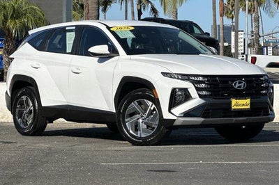 2026 Hyundai Tucson Hybrid Blue SE