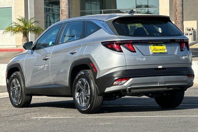 2026 Hyundai Tucson Hybrid Blue SE