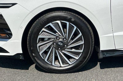 2025 Hyundai Sonata Hybrid Limited