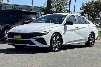 2025 Hyundai Elantra SEL Sport