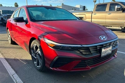 2025 Hyundai Elantra SEL Sport