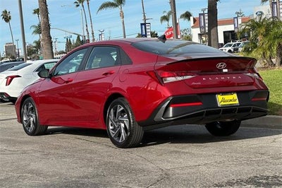 2025 Hyundai Elantra SEL Sport
