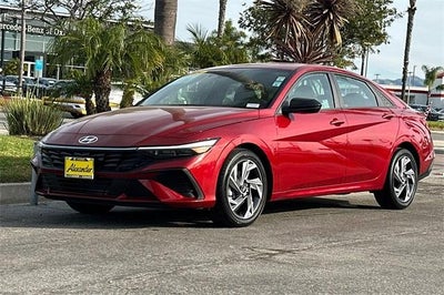 2025 Hyundai Elantra SEL Sport
