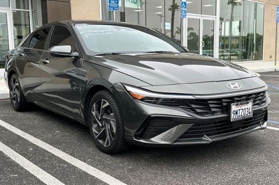 2024 Hyundai Elantra Hybrid Limited