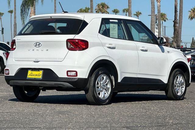 2026 Hyundai Venue SE
