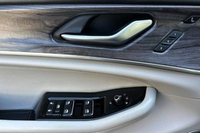 2022 Jeep Grand Cherokee Overland 4x4