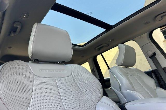 2022 Jeep Grand Cherokee Overland 4x4