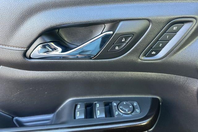 2023 GMC Acadia AWD AT4
