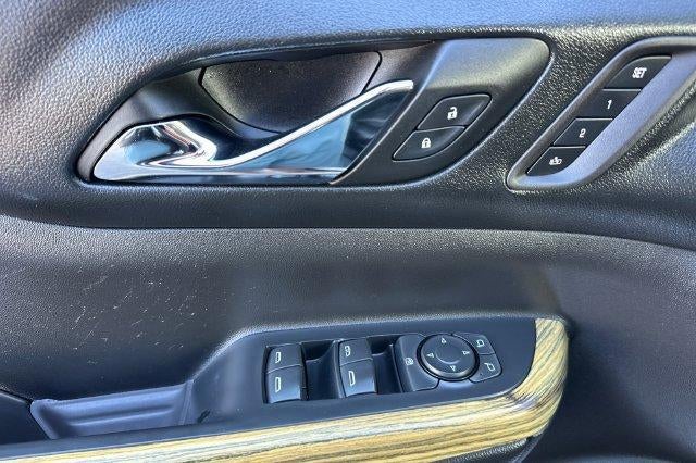 2018 GMC Acadia FWD Denali