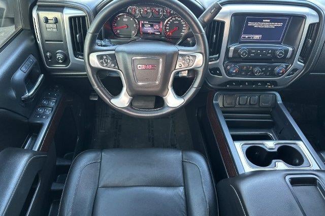 2015 GMC Sierra 1500 Crew Cab Standard Box 2-Wheel Drive SLT
