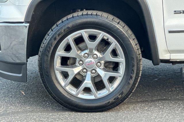 2015 GMC Sierra 1500 Crew Cab Standard Box 2-Wheel Drive SLT