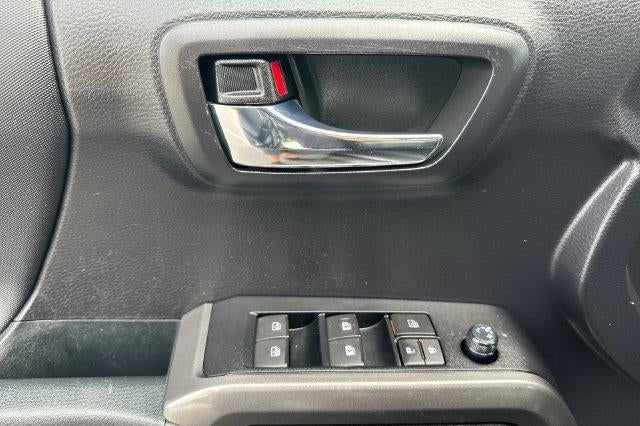 2021 Toyota Tacoma 4WD 4WD TRD Pro Double Cab 5' Bed V6 MT (Natl)