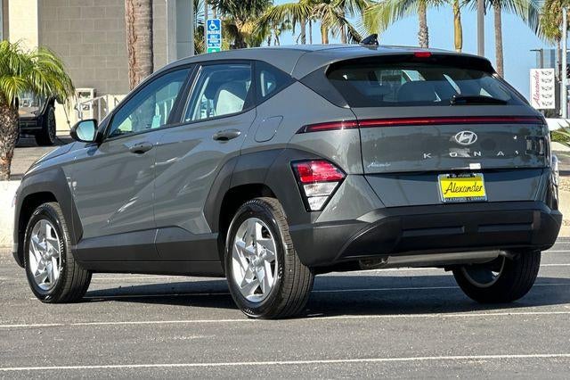 2026 Hyundai KONA SE FWD