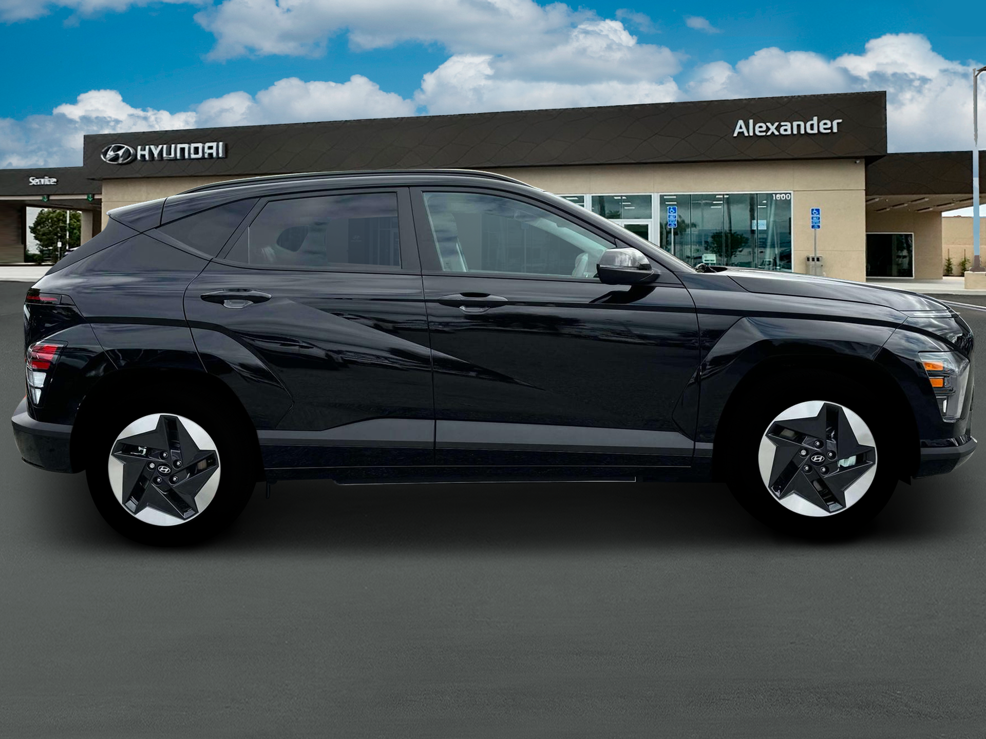 2025 Hyundai KONA ELECTRIC SEL FWD