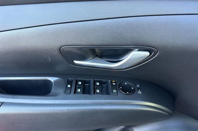 2026 Hyundai TUCSON HYBRID Blue SE AWD