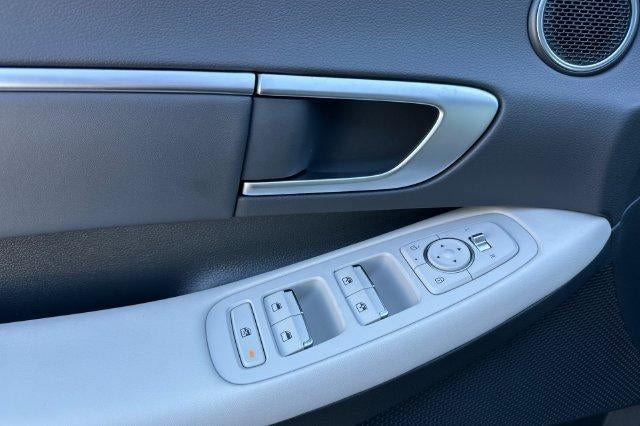 2025 Hyundai SONATA SEL AWD