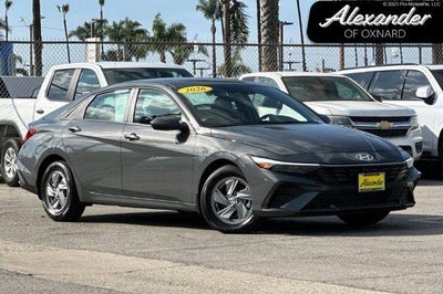 2026 Hyundai ELANTRA SE Sedan