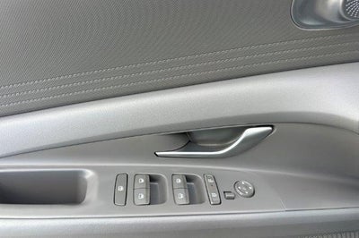 2026 Hyundai ELANTRA SE Sedan