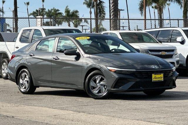 2026 Hyundai ELANTRA SE Sedan