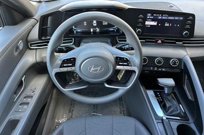 2026 Hyundai ELANTRA SE Sedan
