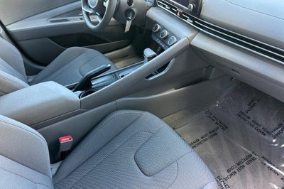 2026 Hyundai ELANTRA SE Sedan
