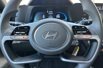 2026 Hyundai ELANTRA SE Sedan