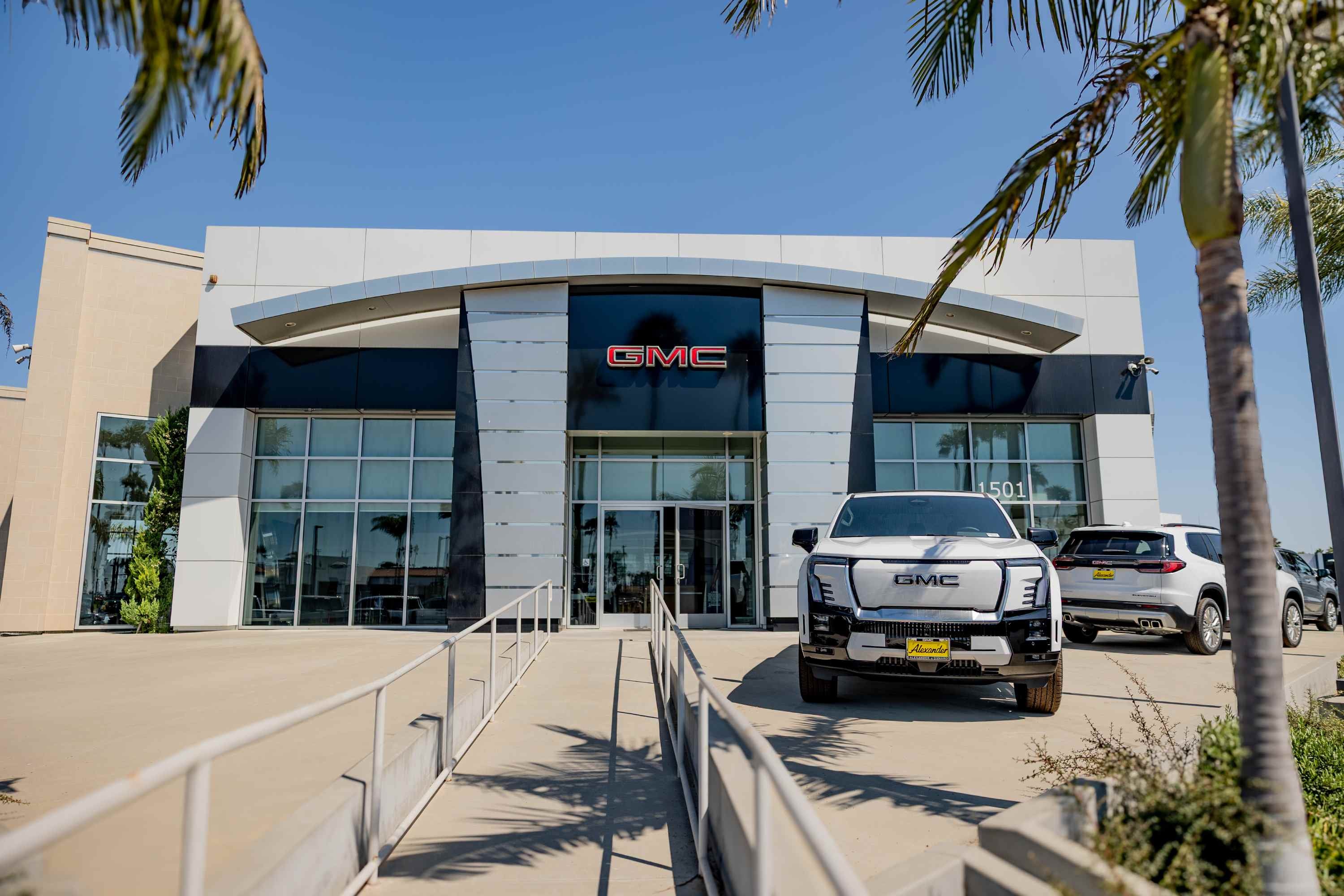 Alexander GMC in OXNARD CA